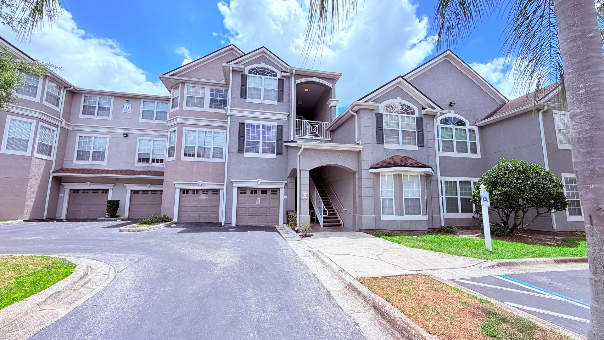 Orlando House: 3337 S. Kirkman Rd. Unit 617