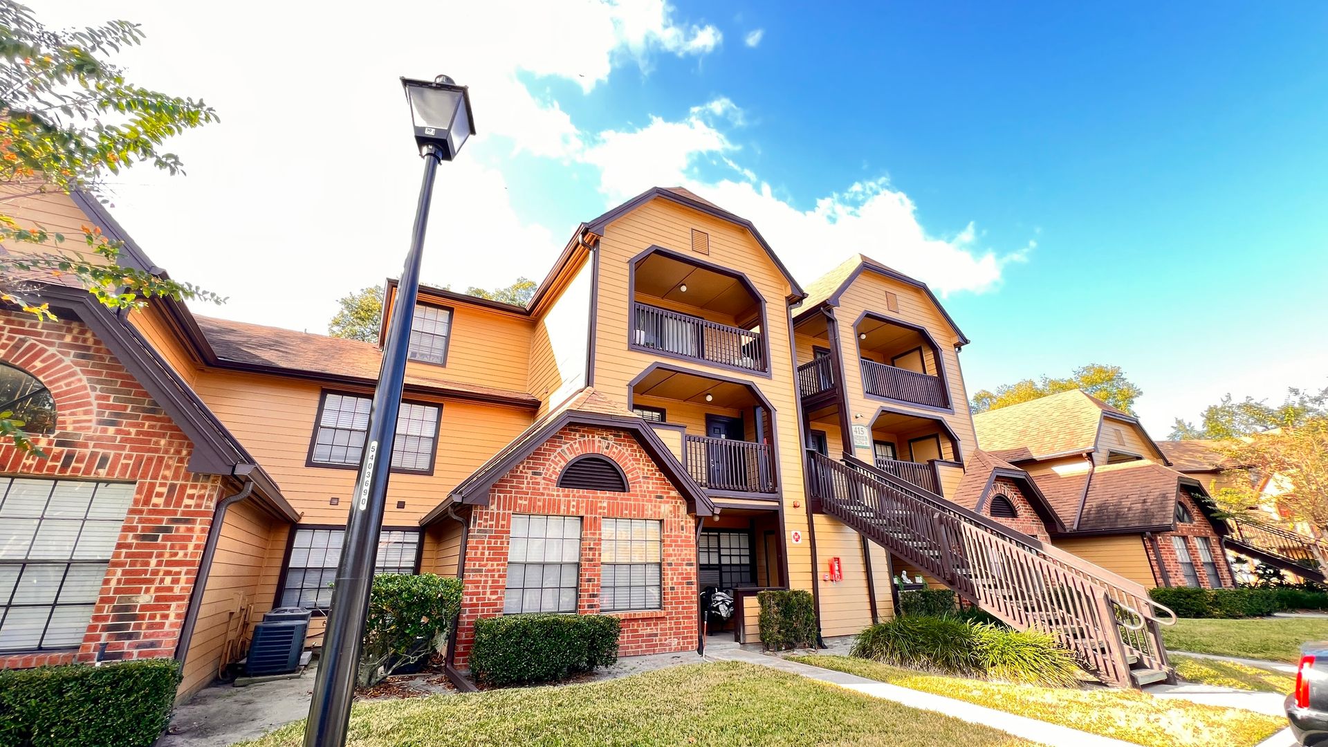Altamonte Springs House: 415 Lakepointe Dr Unit 302