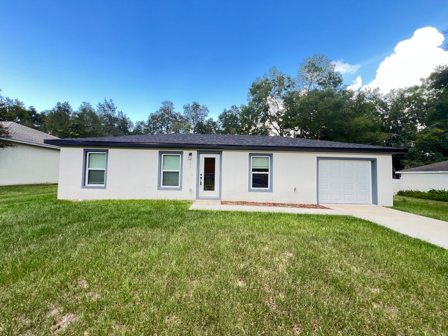 Ocala House: 35 Willow Rd