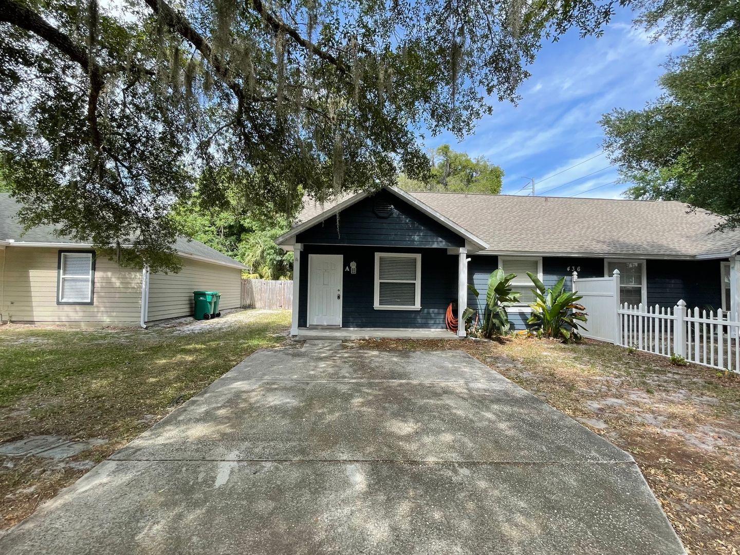 Eustis House: 436 Jennifer Ln