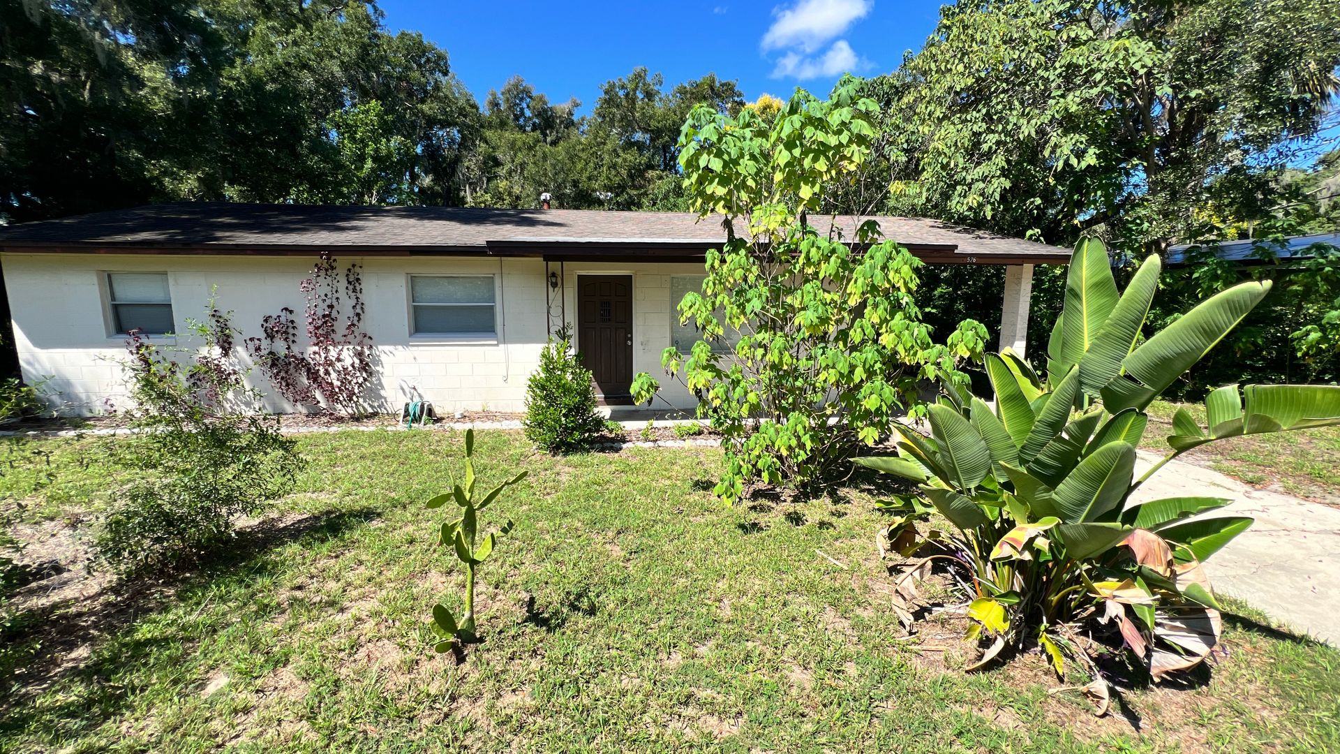 Deland House: 526 S Thompson Ave