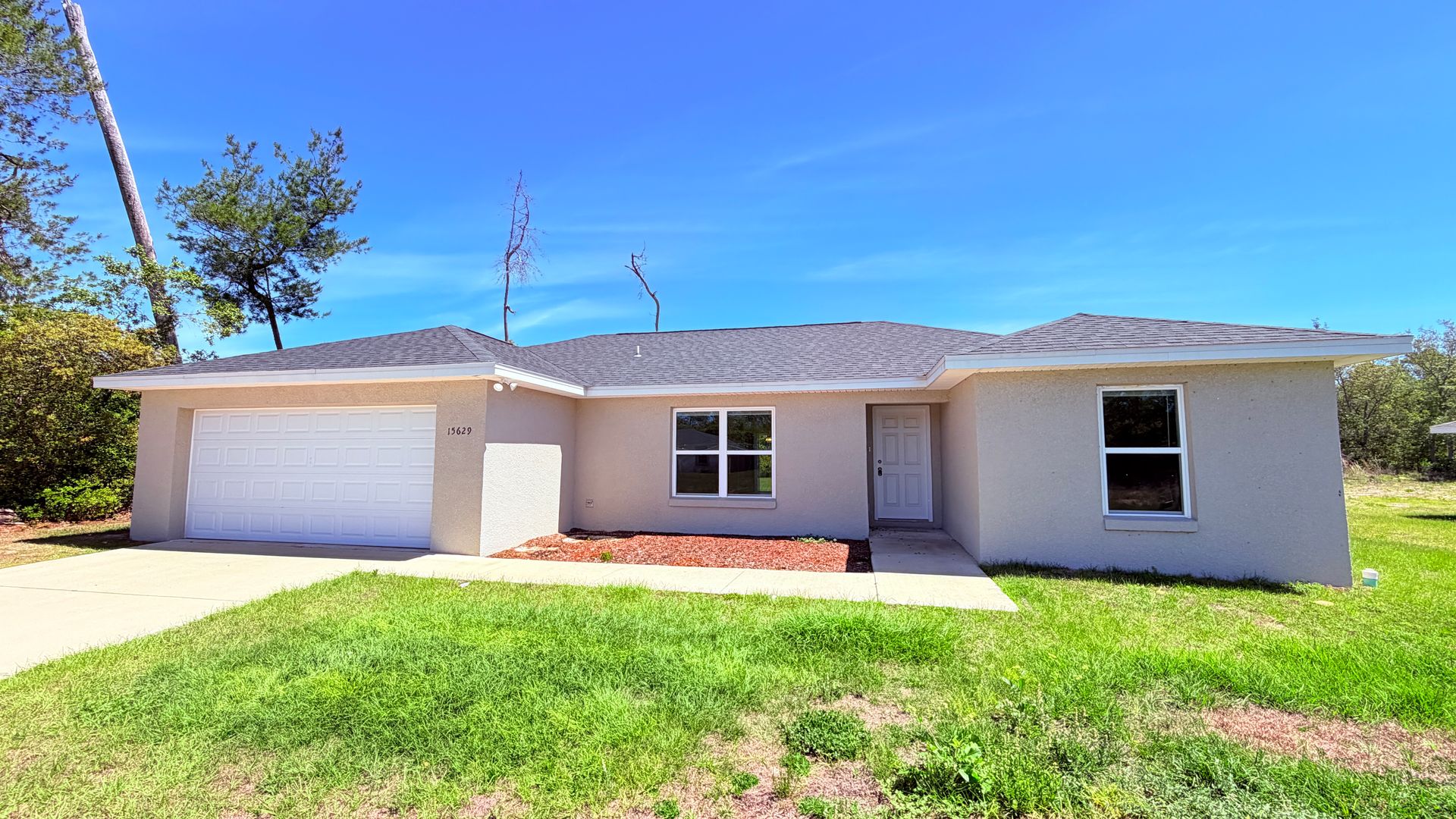 Ocala House: 15629 SW 46th Ave Rd