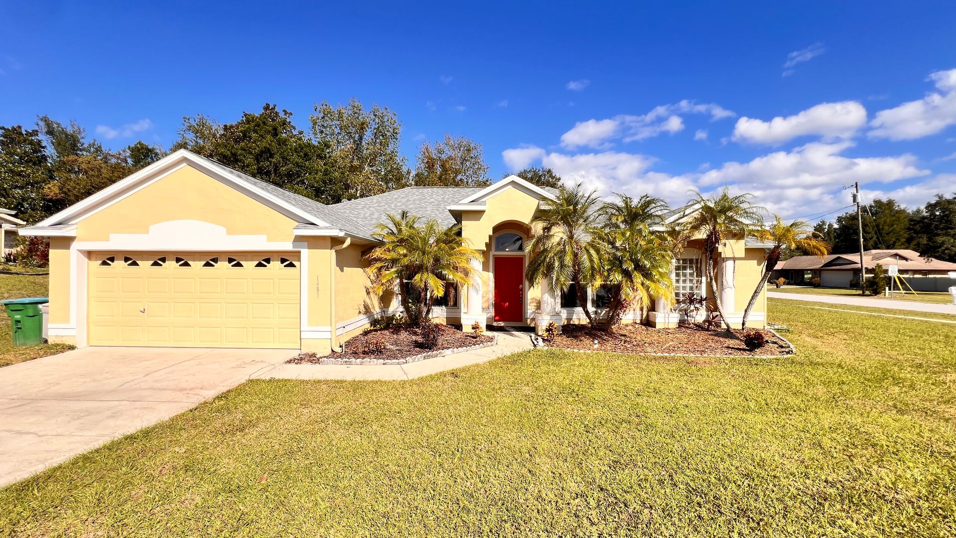 Deltona House: 1481 Woodfern St
