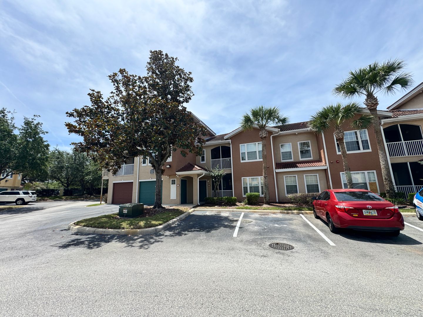 Orlando House: 12012 Villanova Dr. # 102