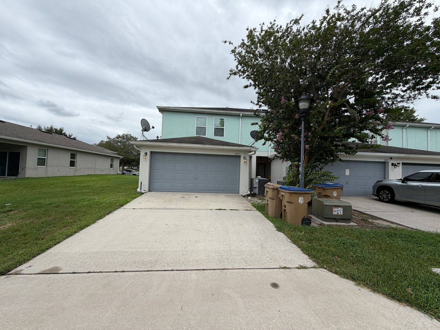 Kissimmee House: 2411 Grasmere View Pkwy N