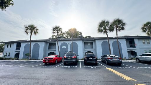 !PRICE DROP! Your Hidden Florida Retreat | Stylish 1-Bedroom Oasis in the Heart of Pinellas Park! – photo 1