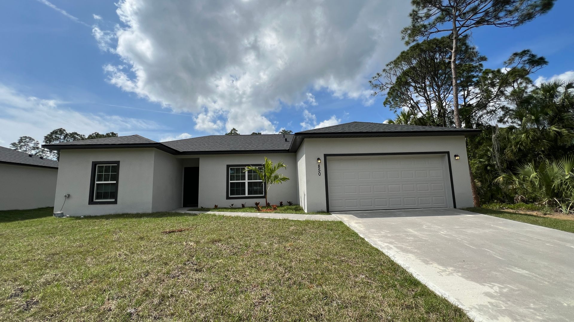 Palm Bay House: 850 Peyton Ave SW