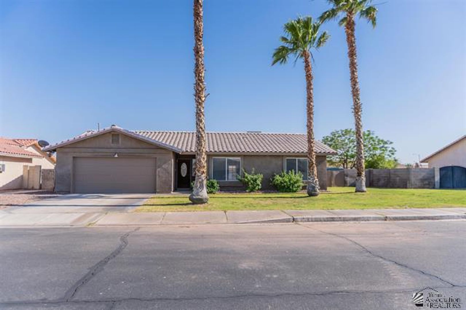 Yuma House: 6351 E 41st St