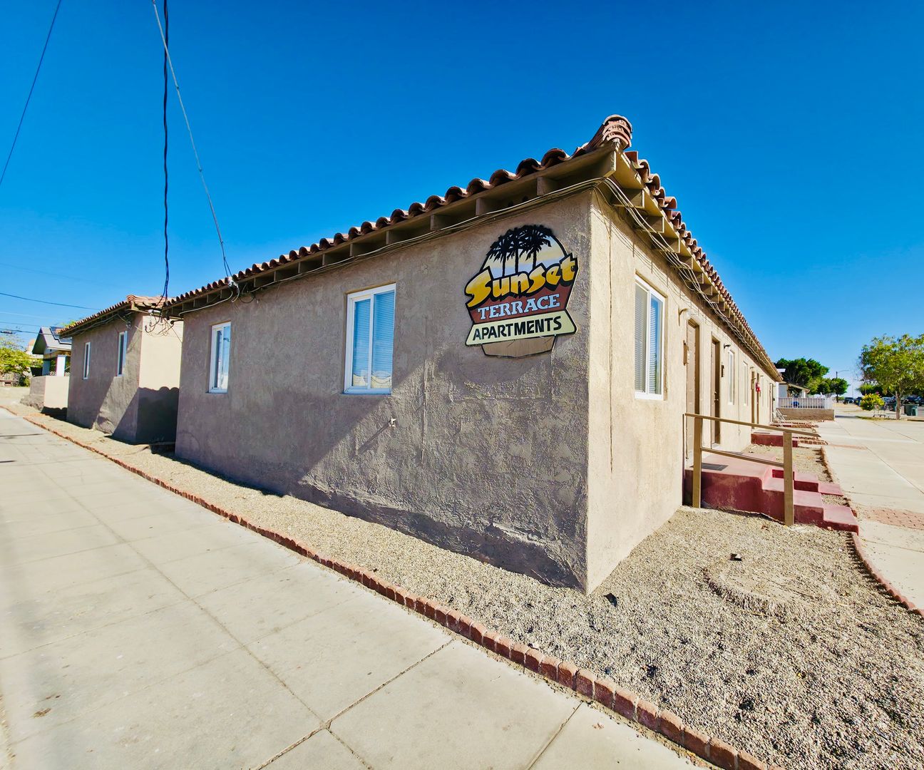 Yuma Apartment: 589 W 3rd St
