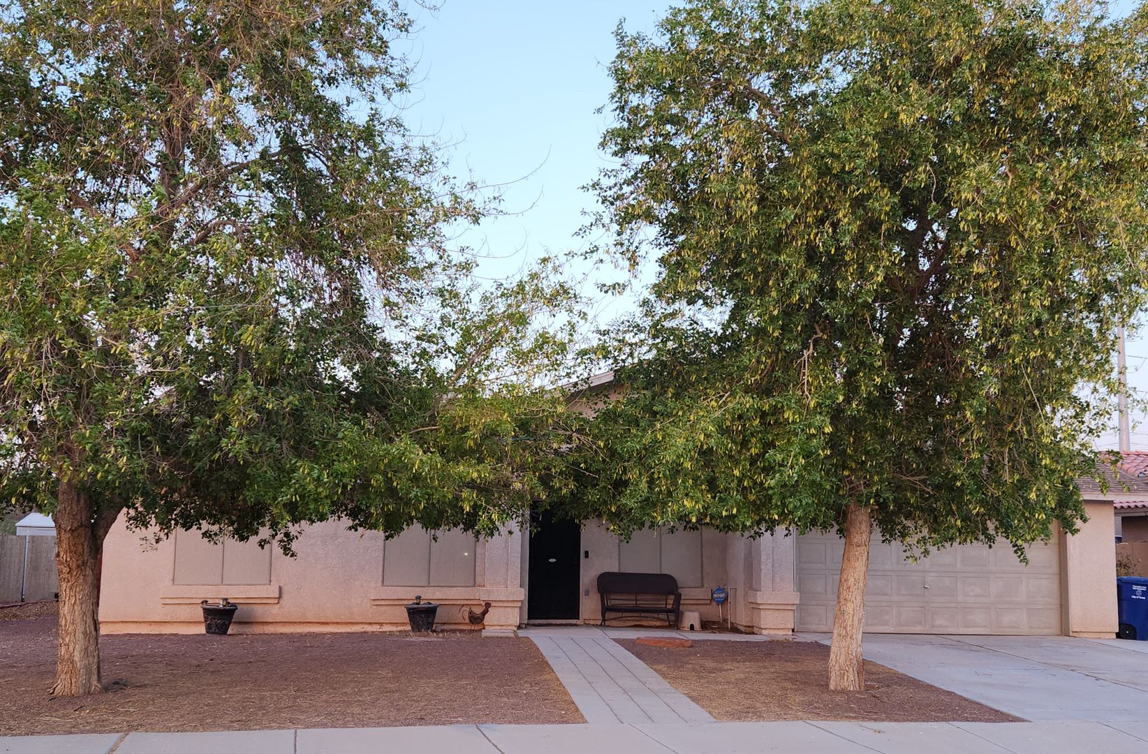 Yuma House: 4257 S Boxwood Ave