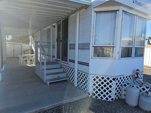 1 bedroom for rent in Foothills with workshop – photo 1