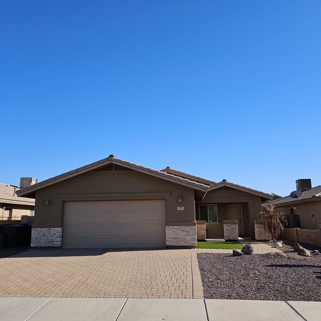 Yuma House: 6551 E 34th St