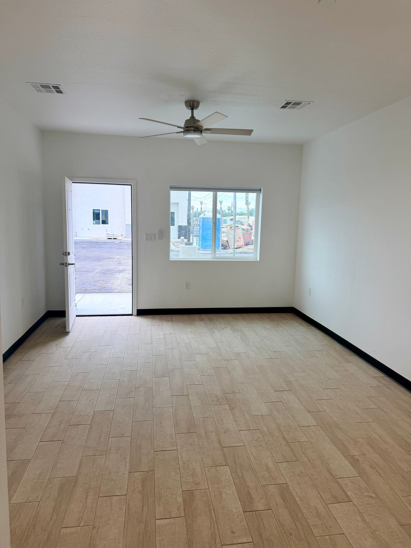 Palm View Apartments 4 of 12