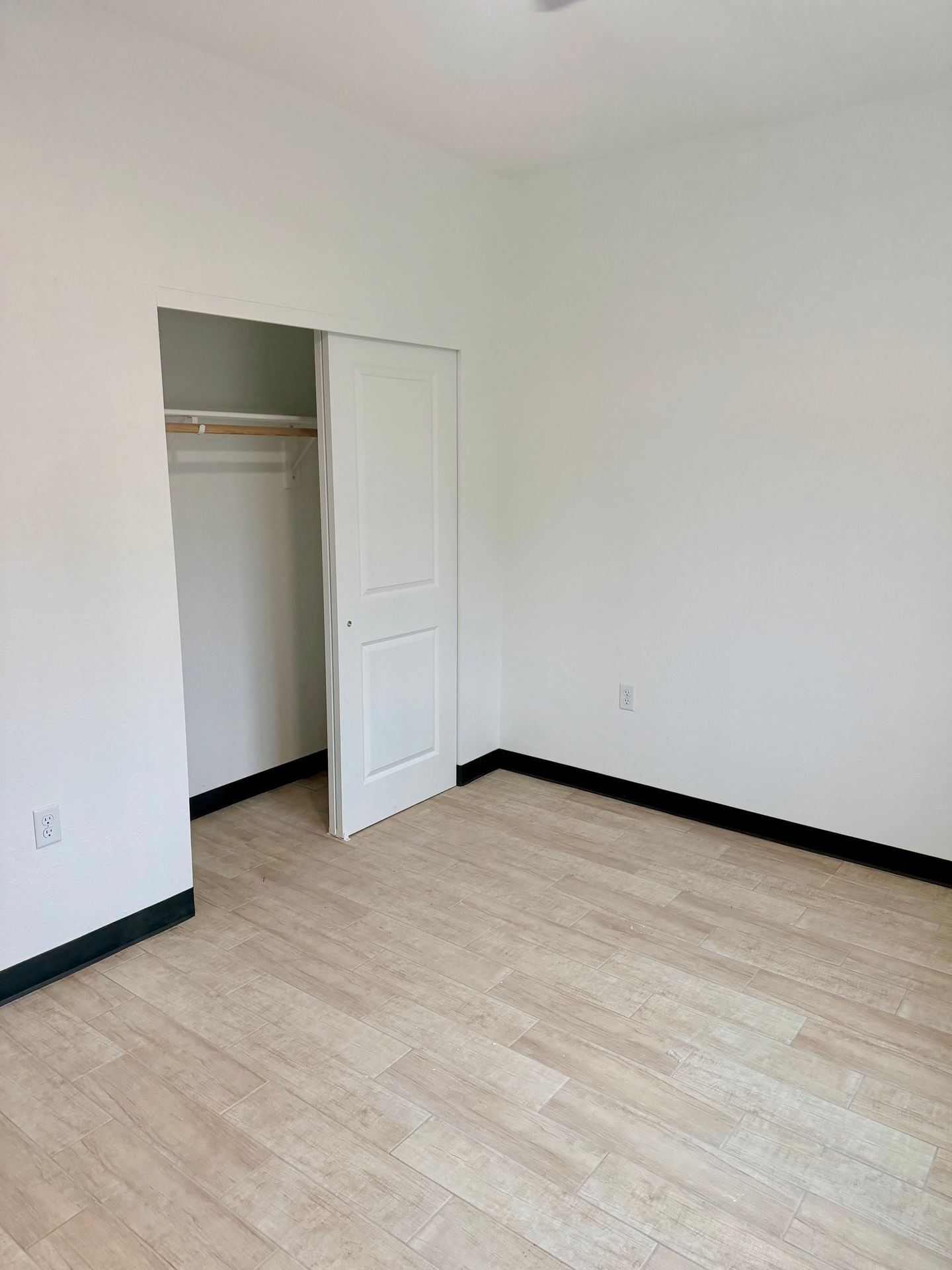 Palm View Apartments 6 of 12