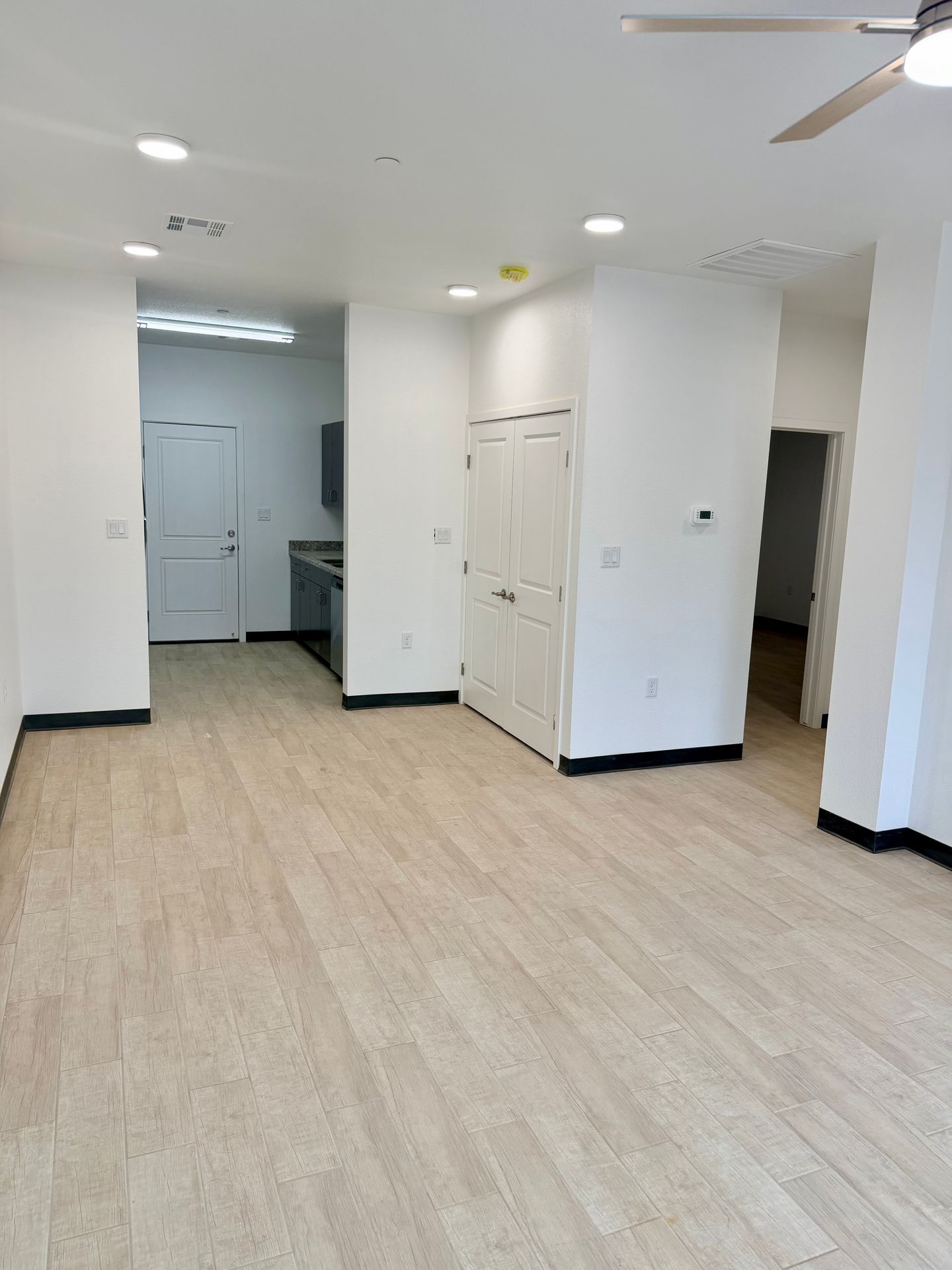 Palm View Apartments 5 of 12