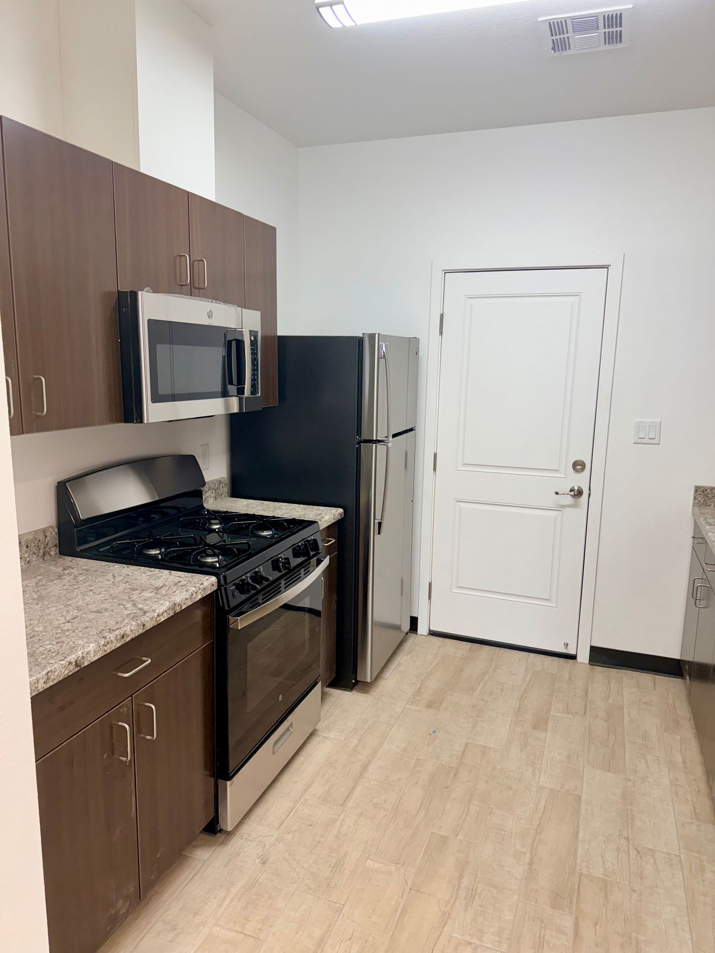 Palm View Apartments 3 of 12