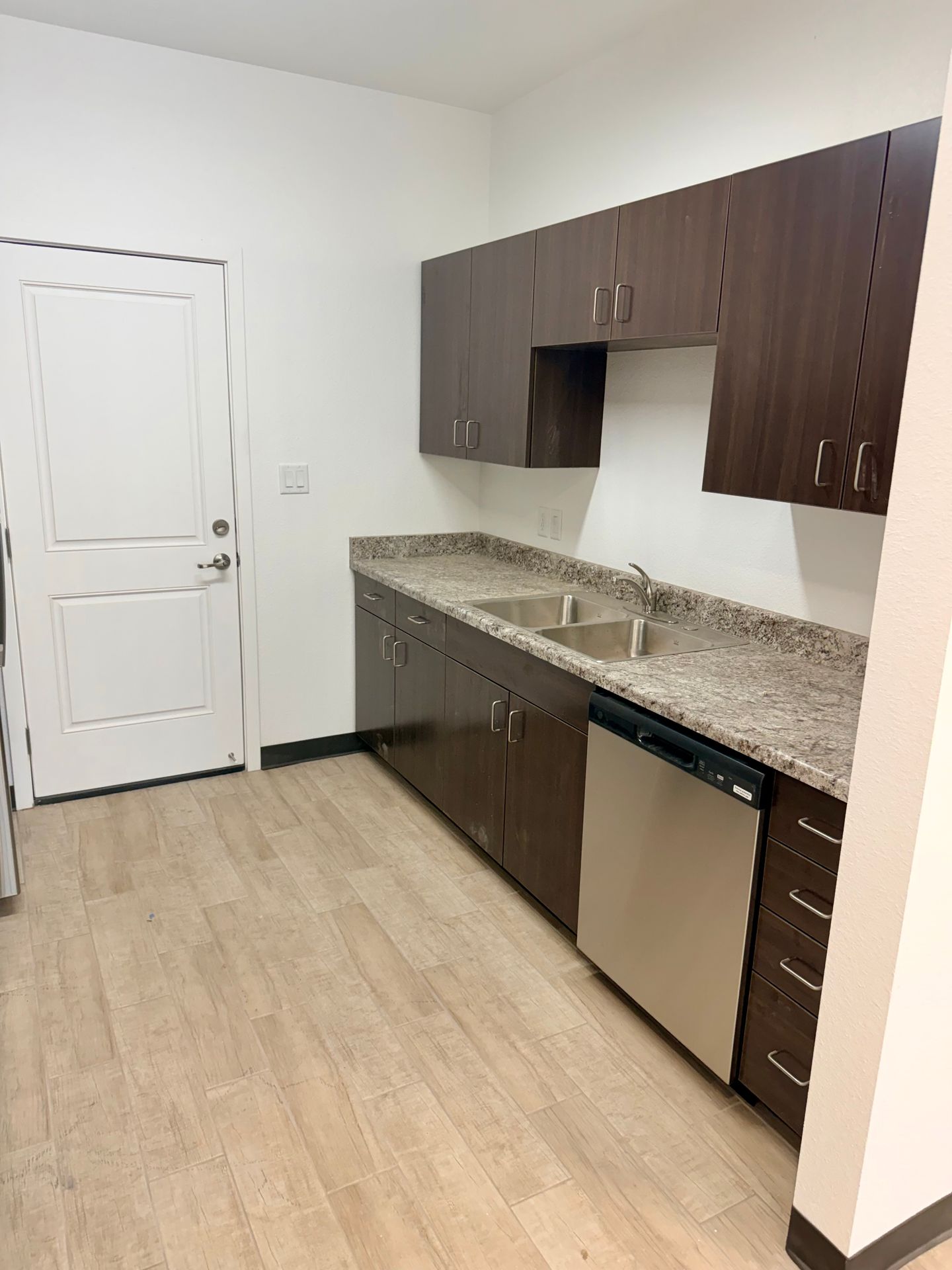 Palm View Apartments 2 of 12