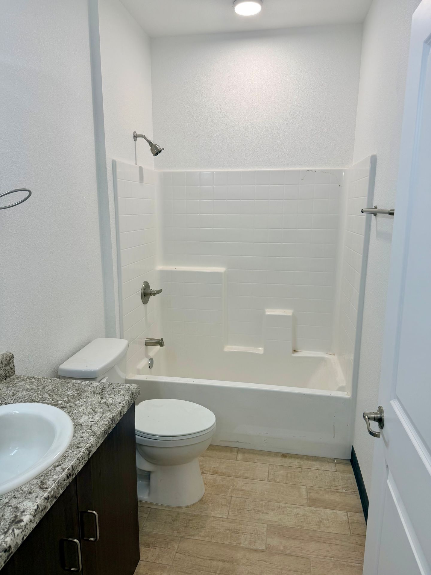 Palm View Apartments 10 of 12