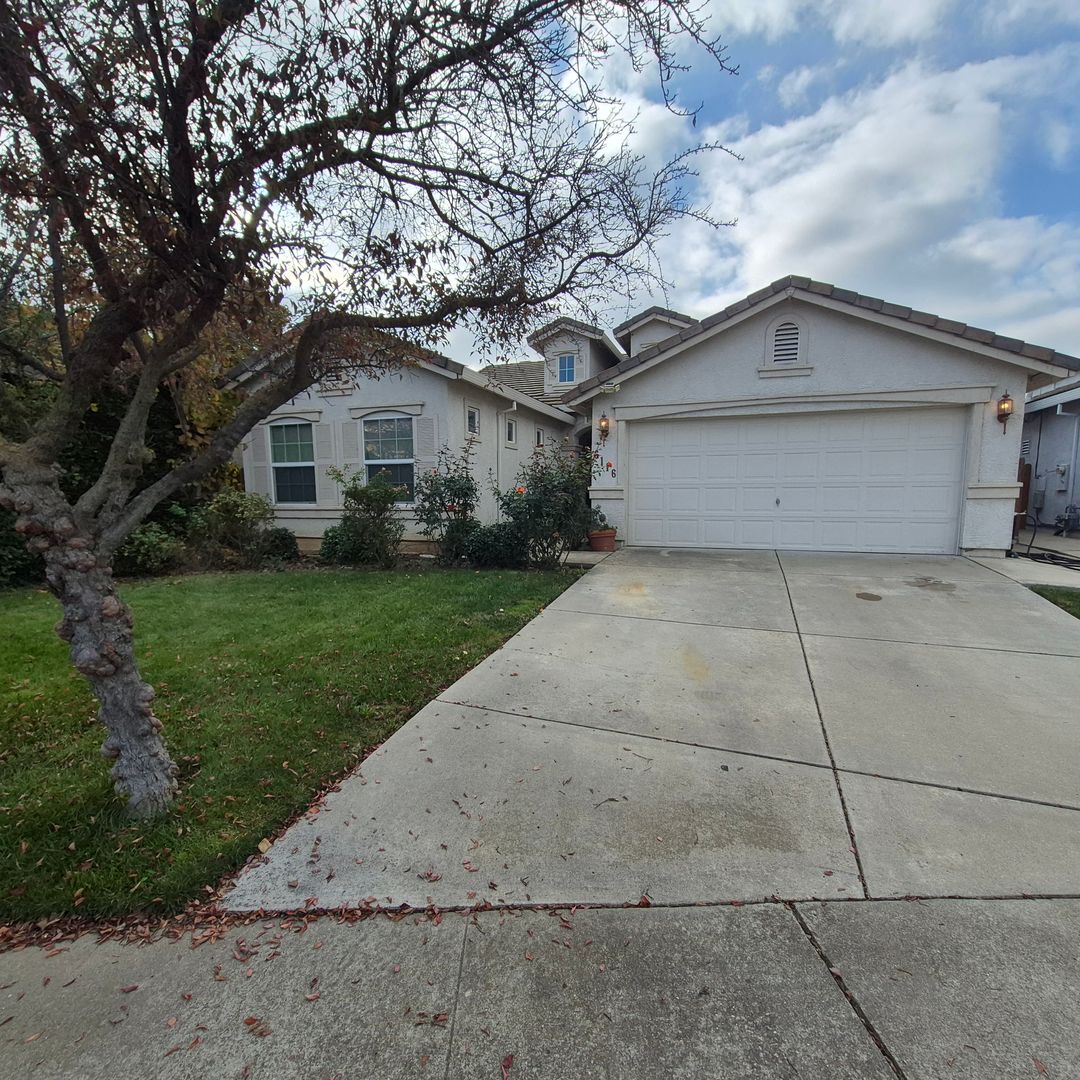Elk Grove House: 6116 Wild Fox Ct.