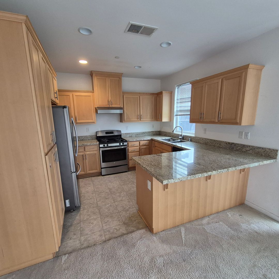 Sacramento House: 8643 Forte St.