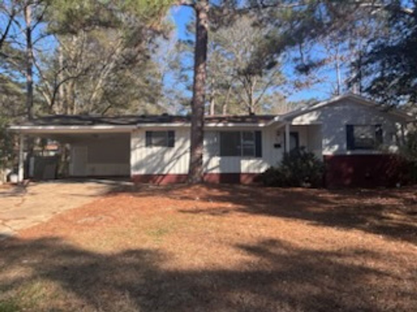 Jackson House: 1934 Catalina Drive