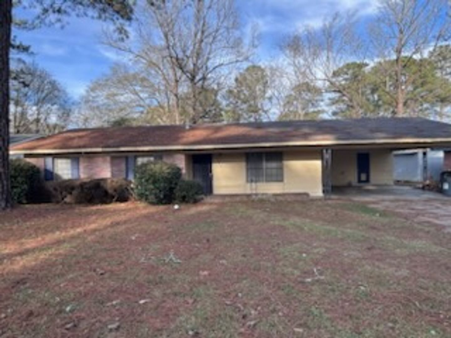 Jackson House: 1134 Autumn Street