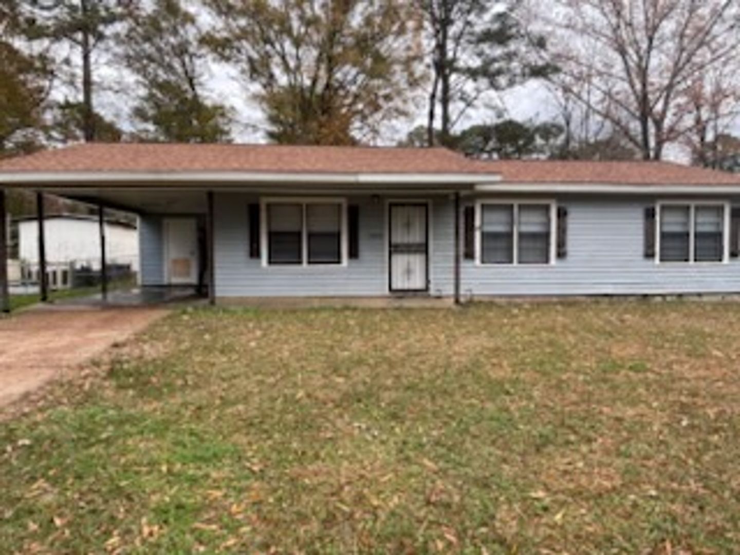 Jackson House: 2860 Charleston Drive