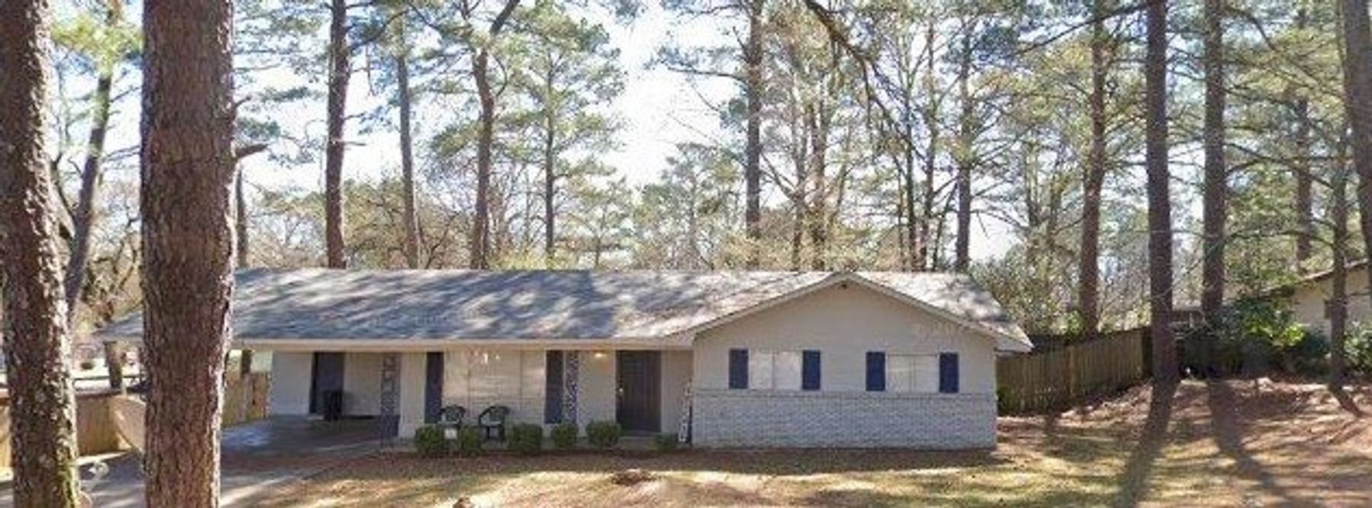 Jackson House: 1710 Shady Lane Drive