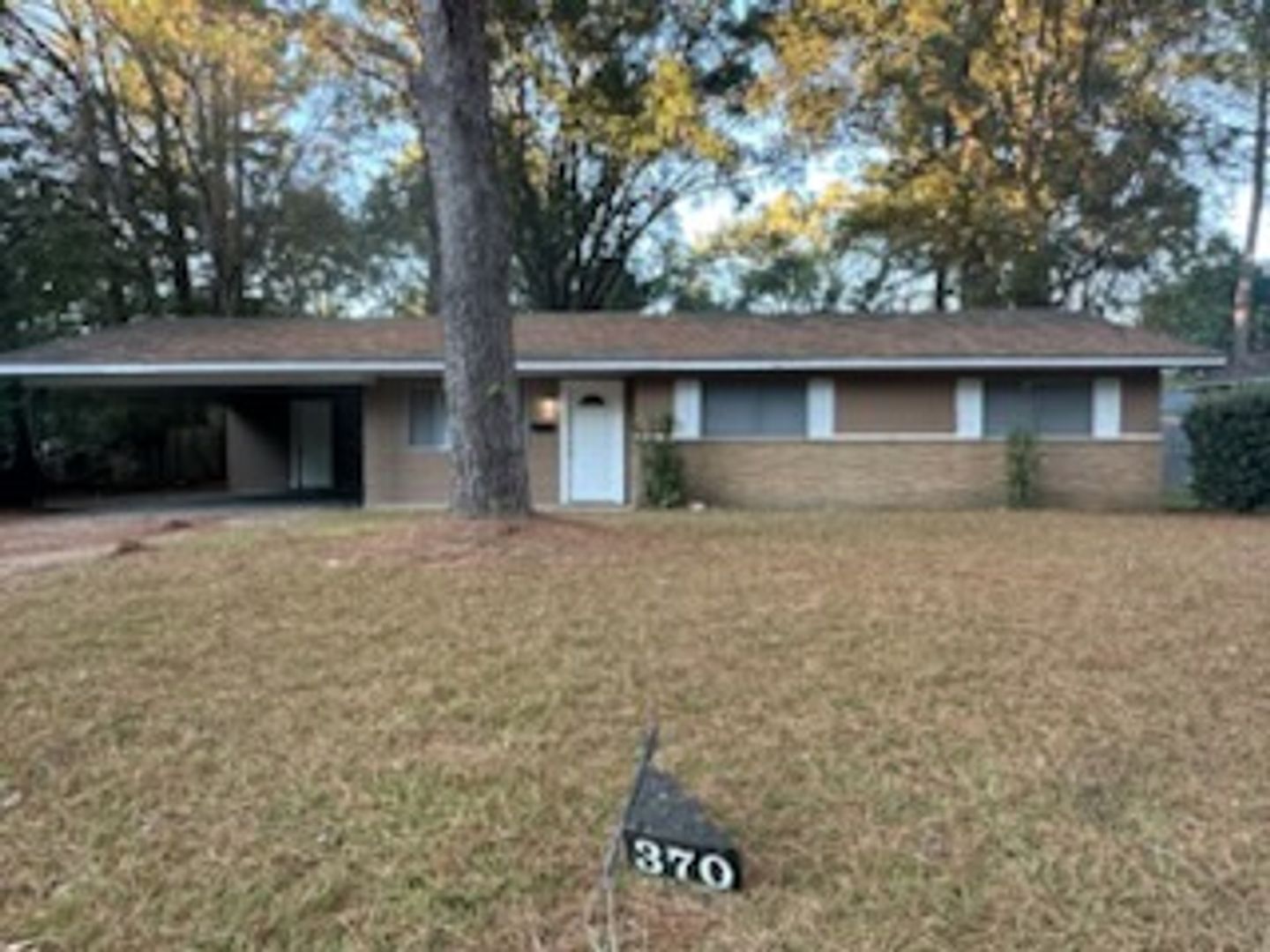 Jackson House: 370 Reed Avenue