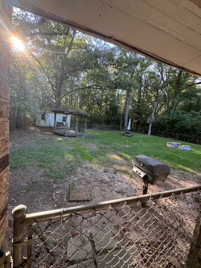 3865 Meadow Lane, Jackson, MS 39212