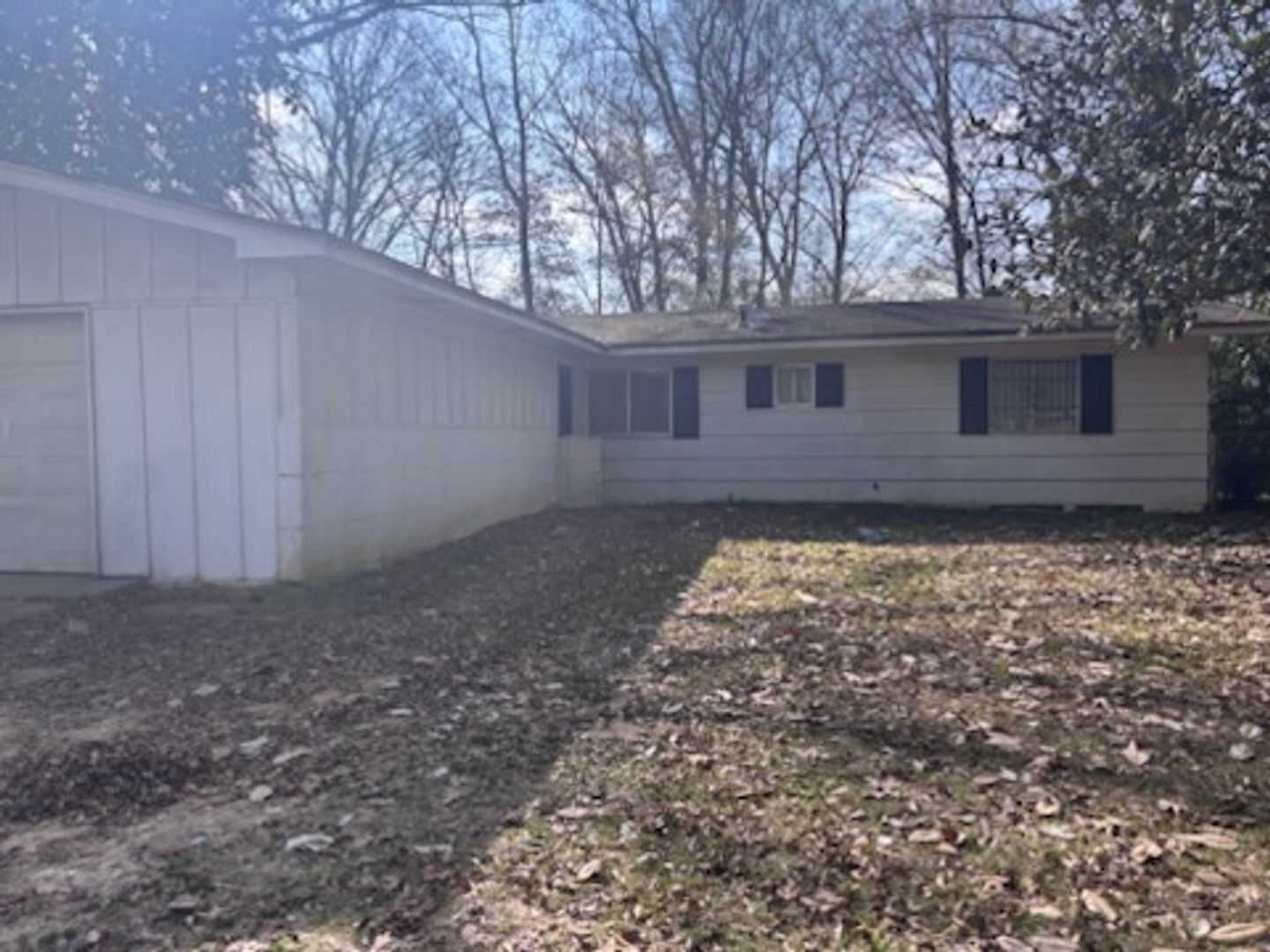 Jackson House: 1333 Woody Drive