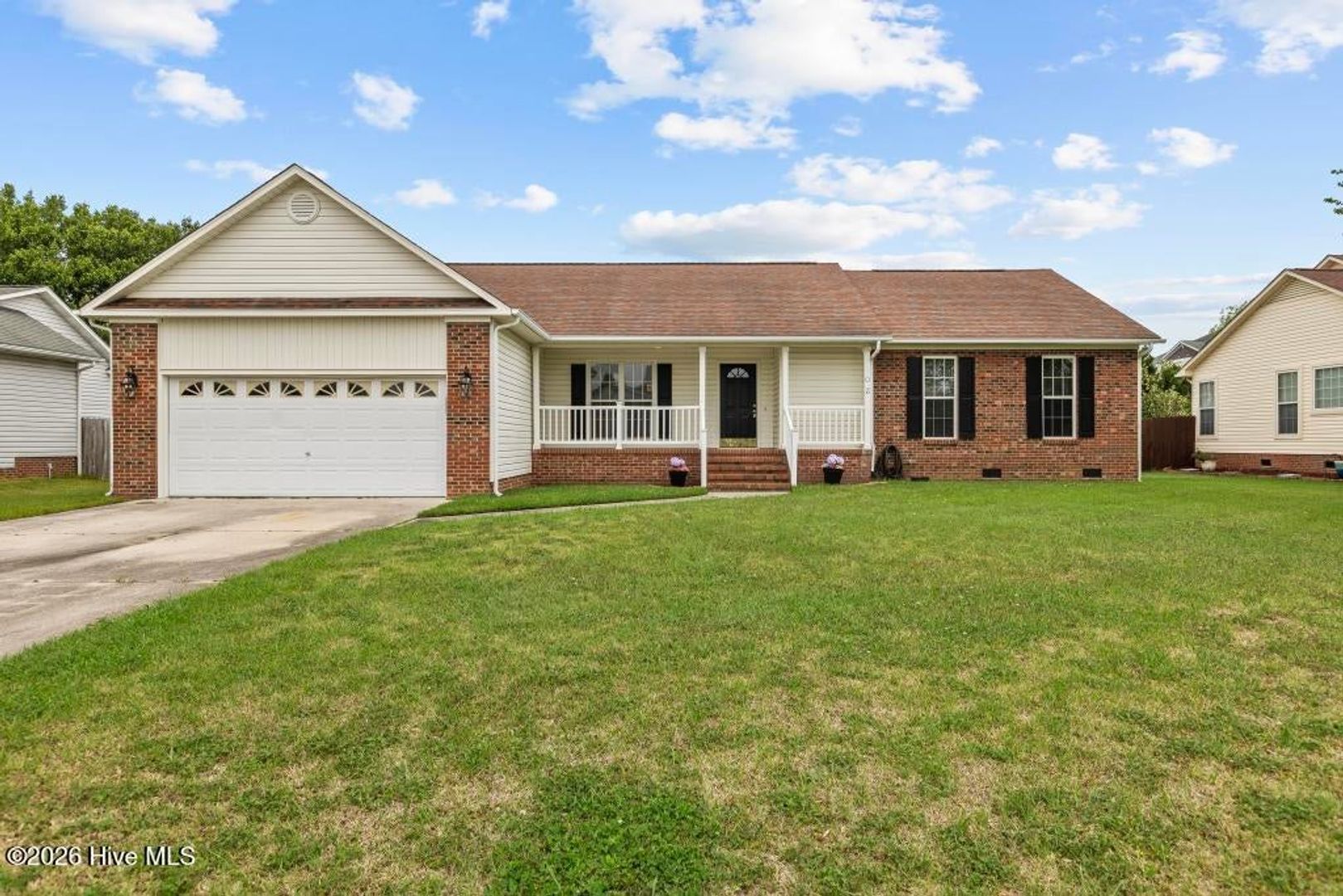 Jacksonville House: 103 Richmond Drive