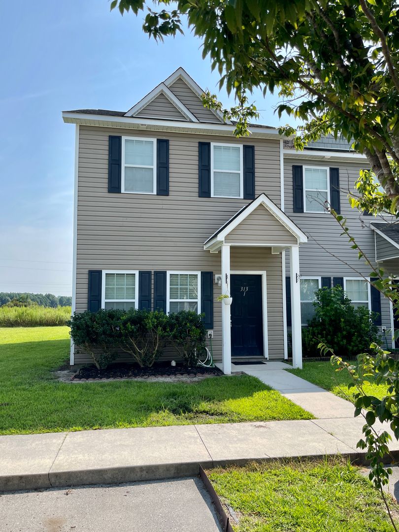 Hubert House: 313 Burley Drive