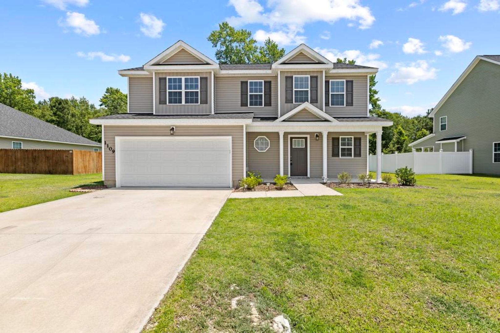 Jacksonville House: 1109 Carteret Manor Drive
