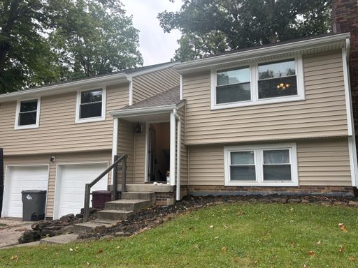 1509 Woodpointe / 3 bed 2 bathroom Tri-level home in Wayne Township – photo 1
