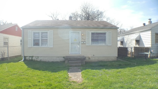 1910 Euclid Ave. / 2 Bedroom 1 bathroom Remodeled Bungalow In Irvington – photo 1