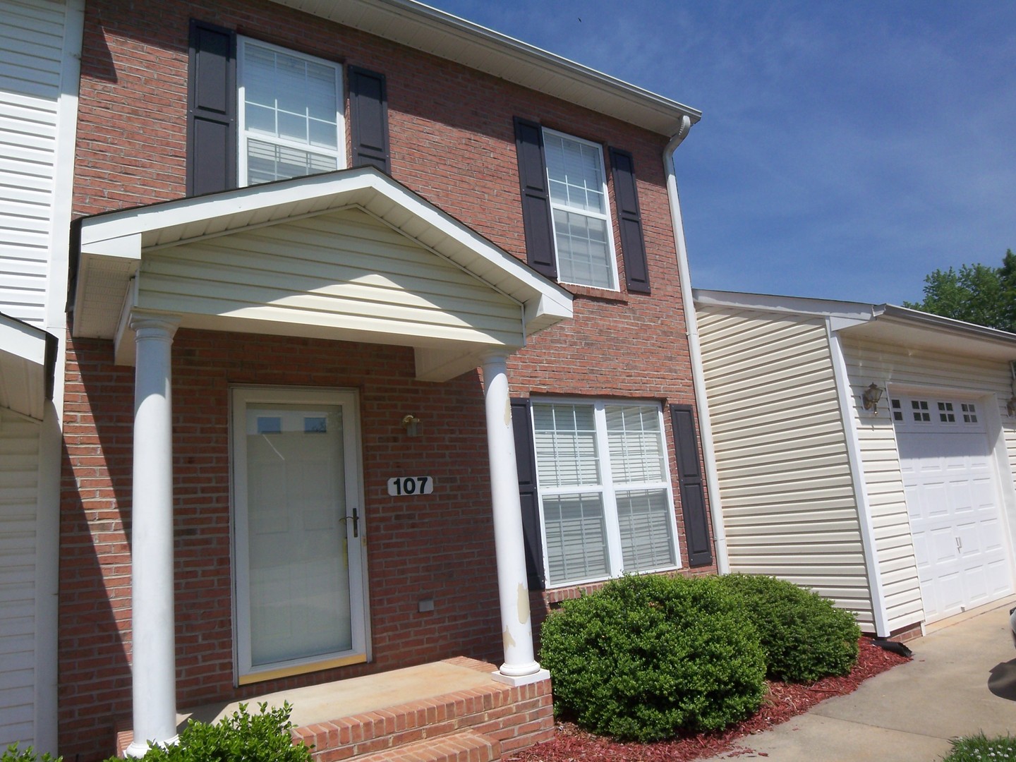 Pilot Mountain Apartment: Nelson Street