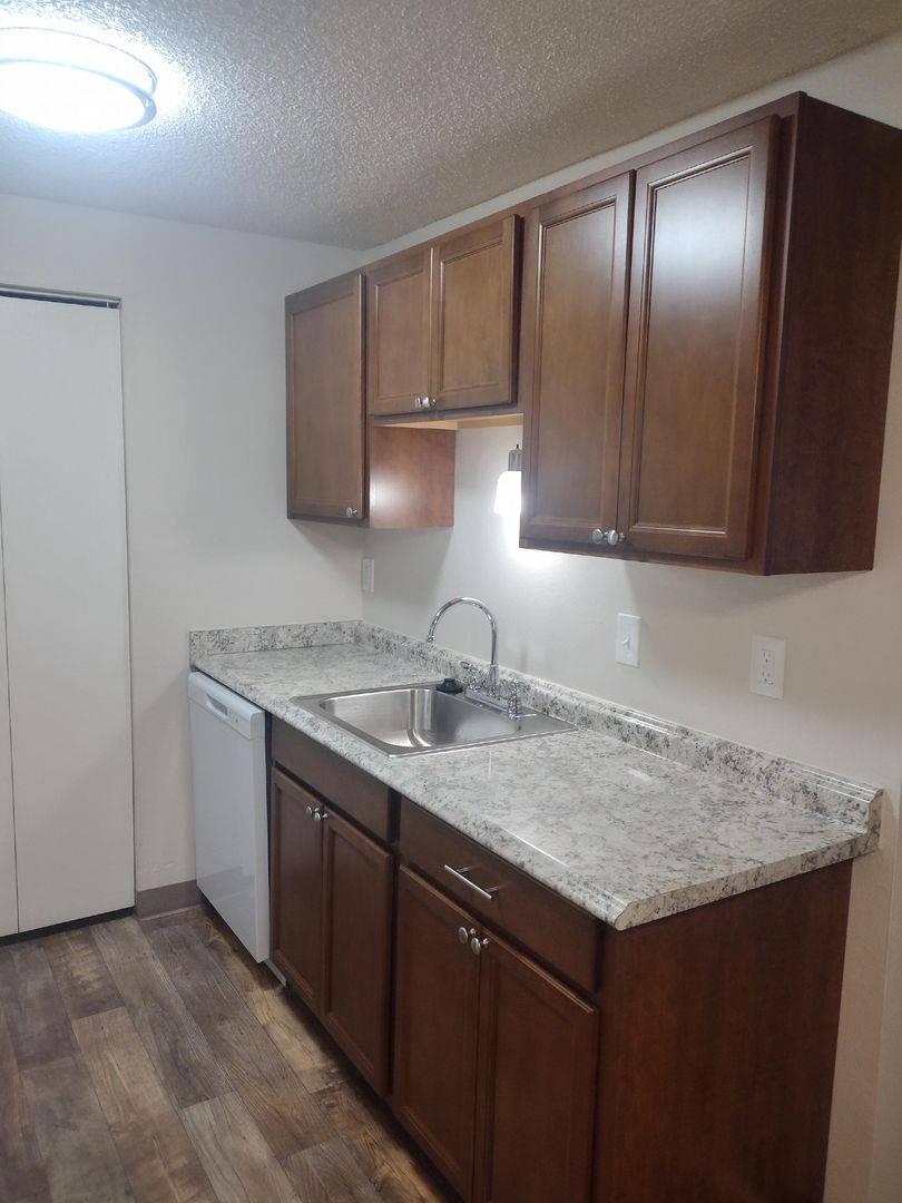 Tualatin Apartment: 19705 SW Boones Ferry Road