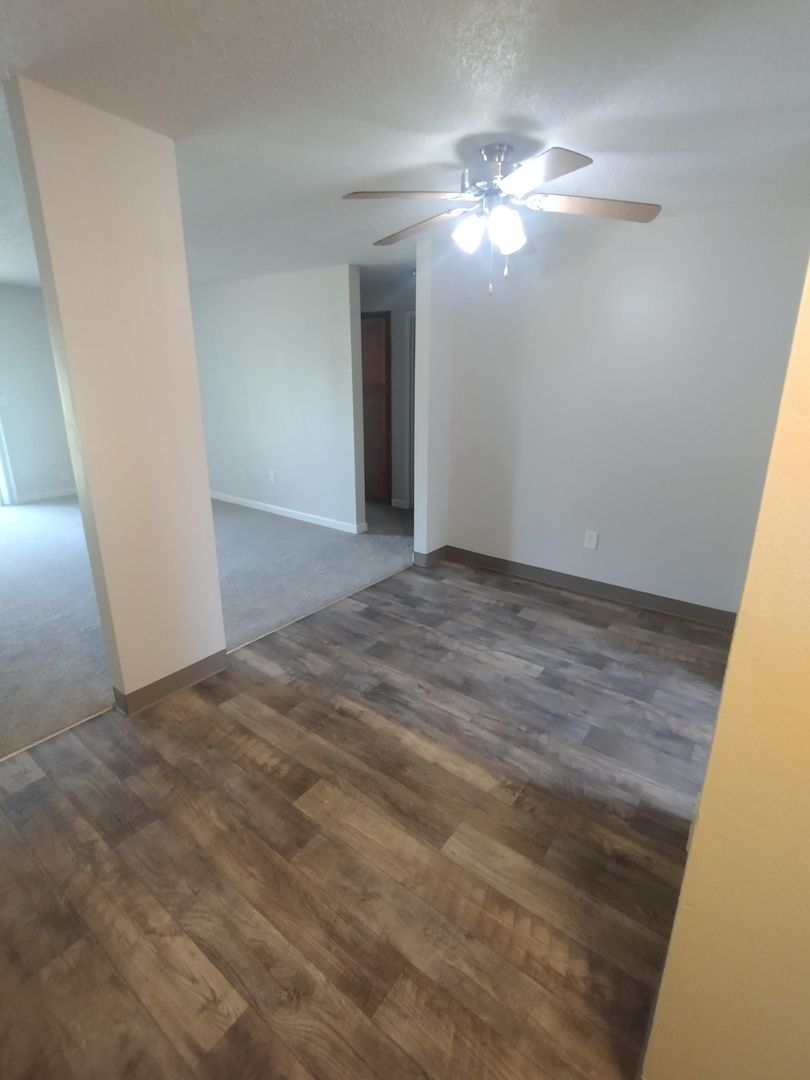 96 Chelan Apartments 3 of 15