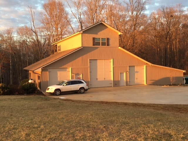 Lenoir City House: 904 Davis Lane