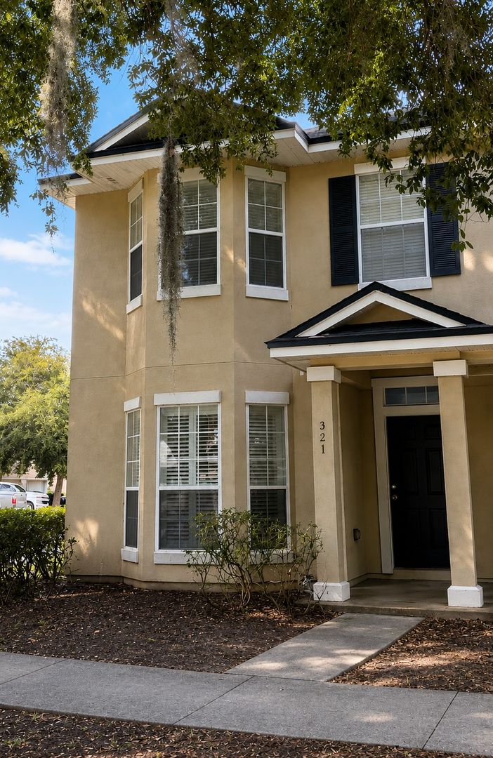 Orange Park Townhome: 321 Pecan Grove Drive