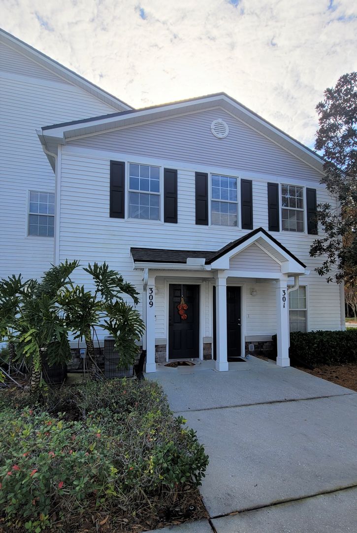 Fleming Island Condo: 2200 Marsh Hawk Lane #309