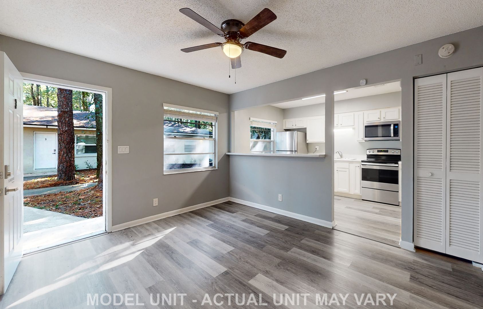 Jacksonville Condo: 5416 101st Street, Unit 4