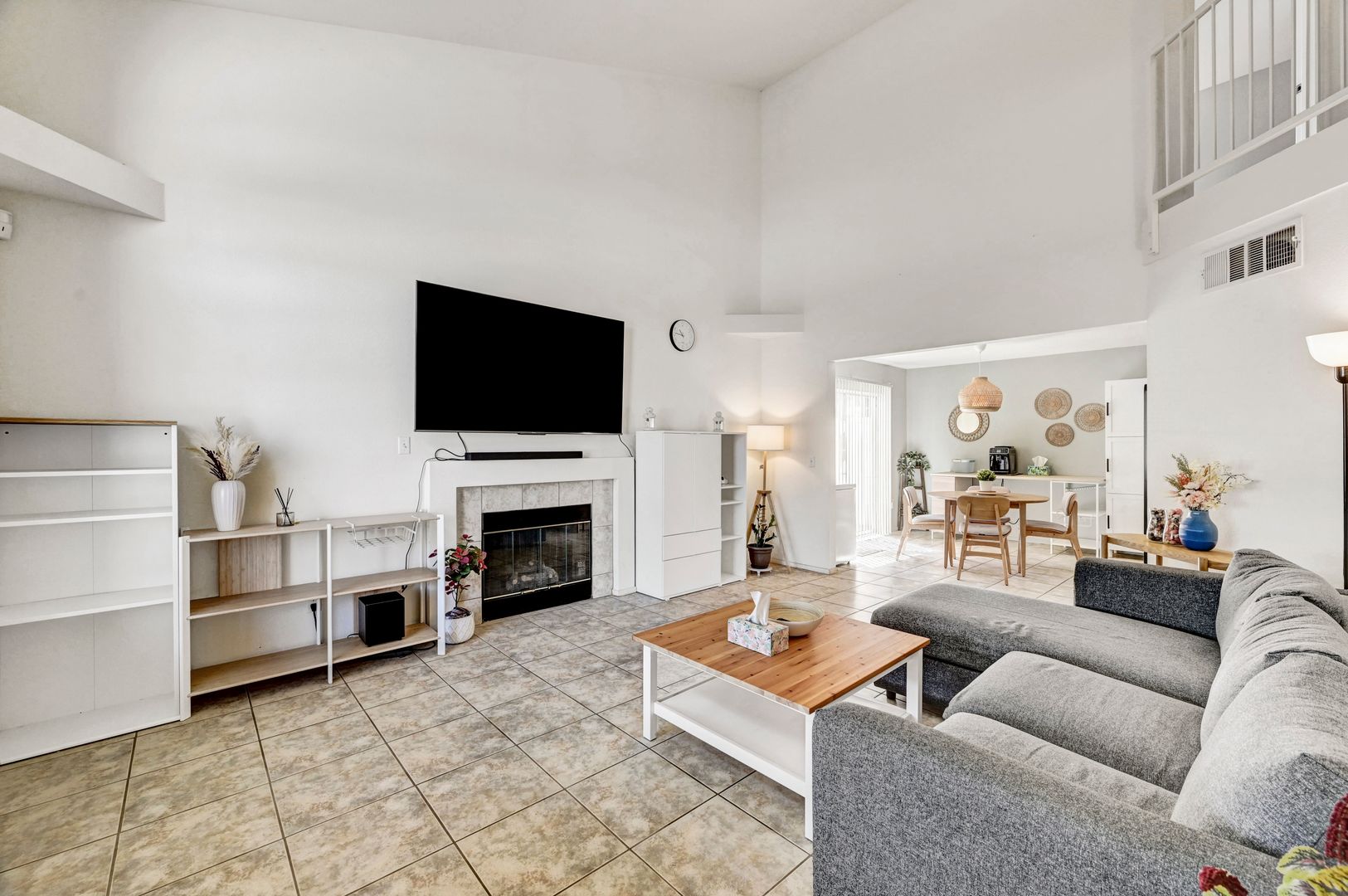 Las Vegas House: 8409 Blazing Sun Ave