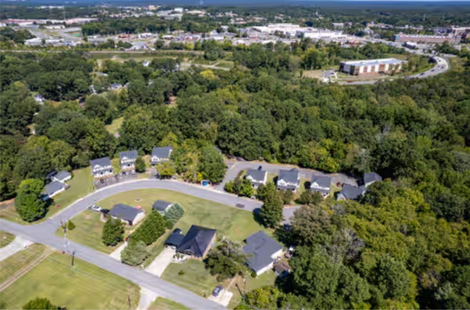 Concord Apartment: Aaron Place Drive