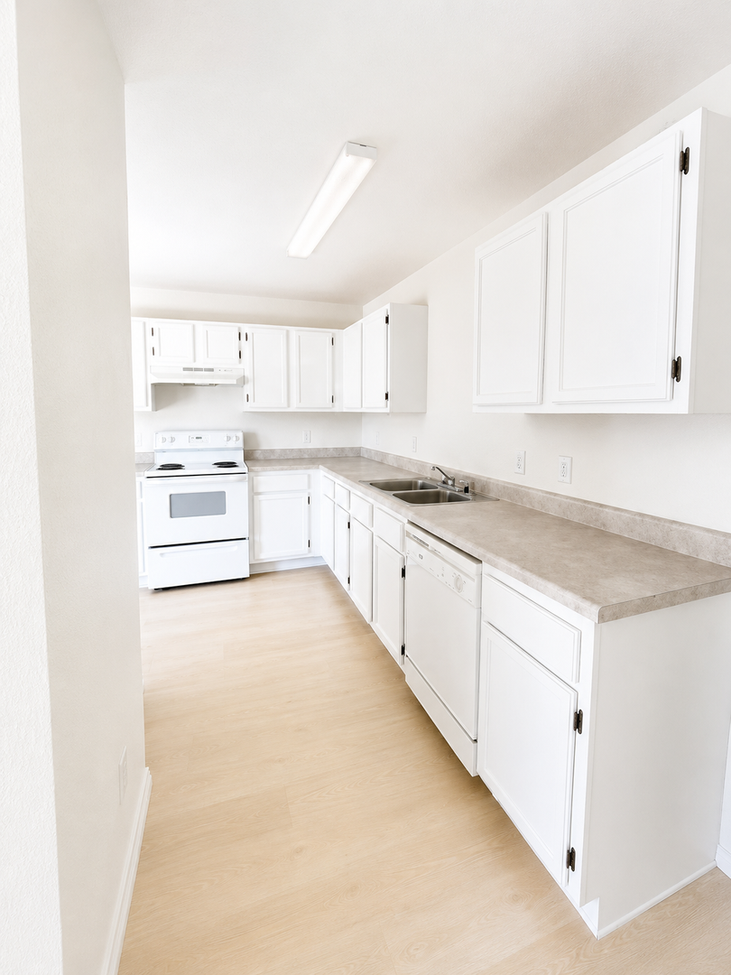 Fayetteville Apartment: 1777 W Preservation Dr