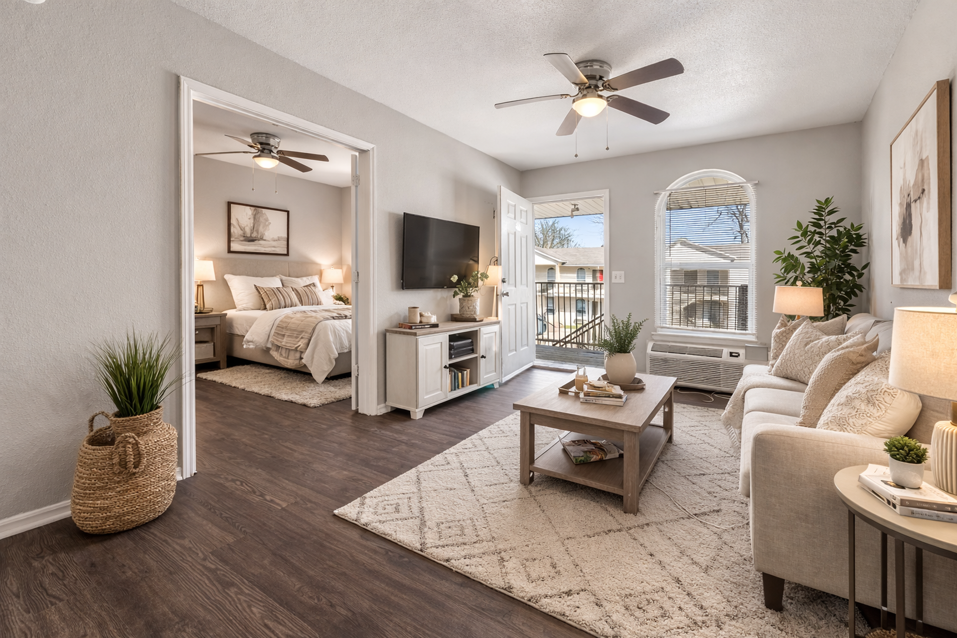 Springdale Apartment: 220-380 Strawberry Meadows