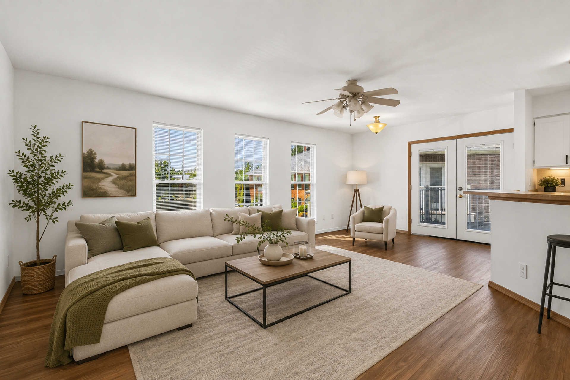 Lowell Apartment: 413 Columbia Pl