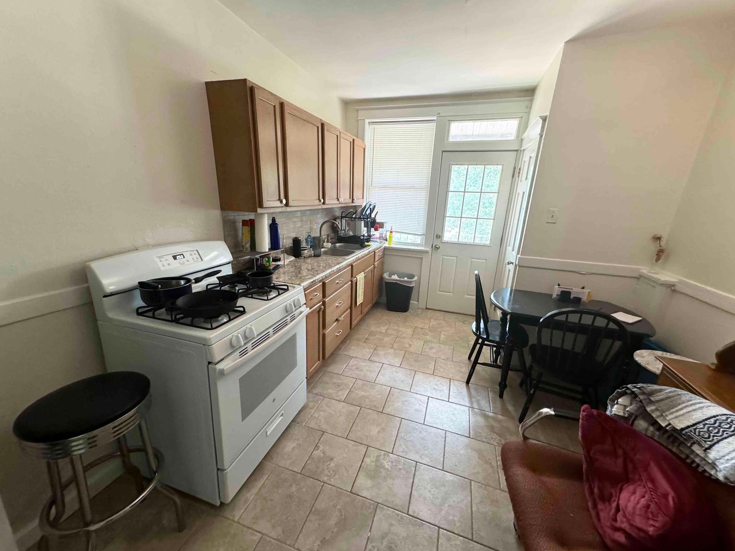 St. Louis Apartment: 3652 Bates Street