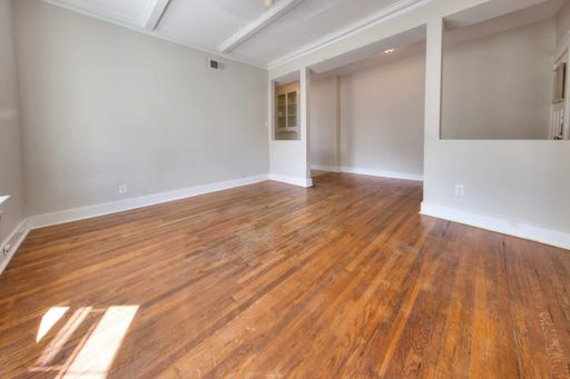 This is a very spacious ALL ELECTRIC 2 bedroom 1 bath apartment with hardwood through out! – photo 1